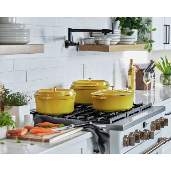 Чугунная кастрюля Staub 6.6л