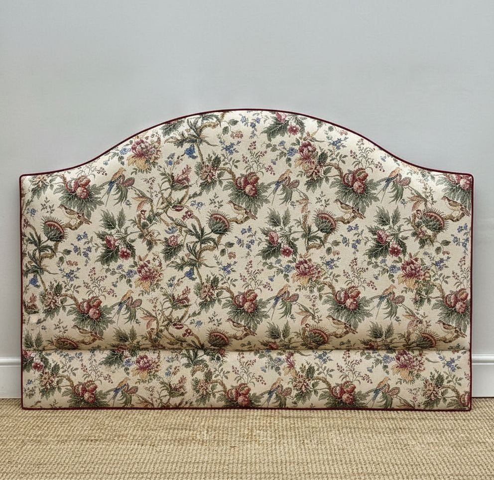 Изголовье в ткани Fantasia Botanica by Greeff